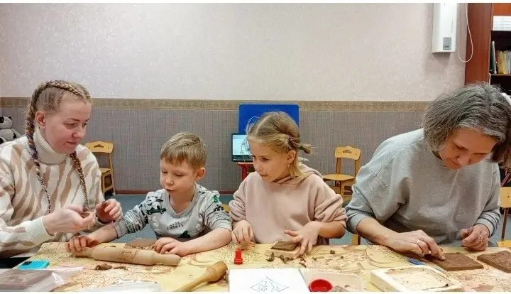Юные краеведы открыли секрет ярославских изразцов