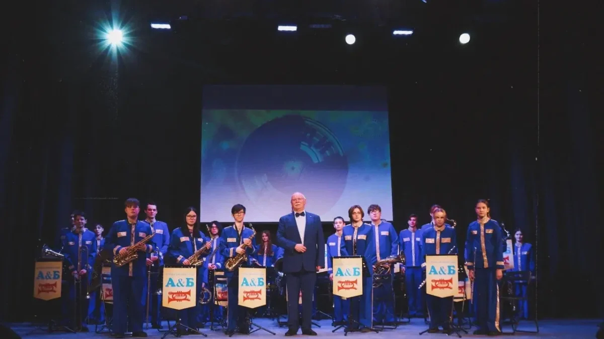 Сыграли любимые мелодии